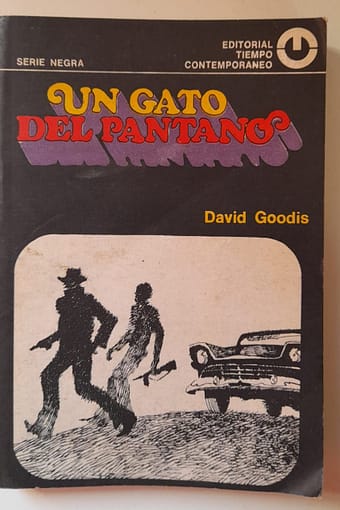 UN GATO DEL PANTANO