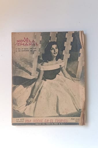 la novela semanal UNA NOCHE EN EL TROPICO : LA NOVELA SEMANAL NÚMERO 980