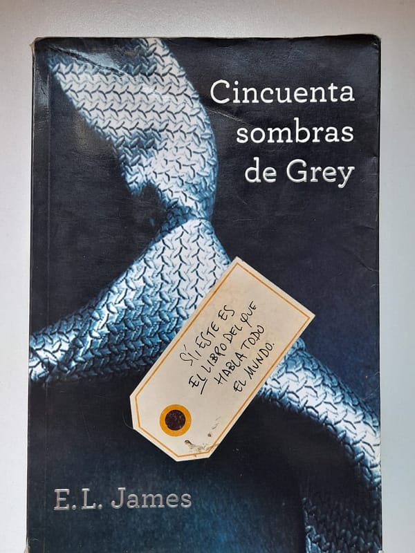 WhatsApp Image 2024-03-04 at 17.29.01 (2) Cincuenta sombras de grey